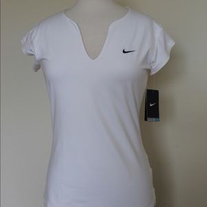 women’s white tennis shirt